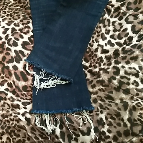 American Eagle Skinny Kick Frayed Jeans Sz 6Short - Picture 7 of 8